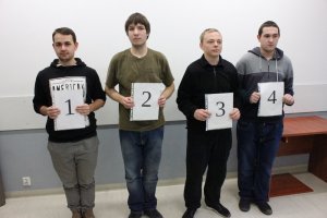 Młodzież podczas spotkania w KRP Warszawa VI