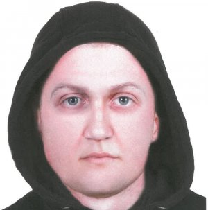 na zdjęciu widać mężczyznę poszukiwanego przez policjantów