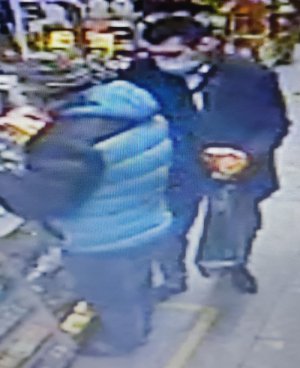 Na zdjęciach widać poszukiwanych mężczyzn